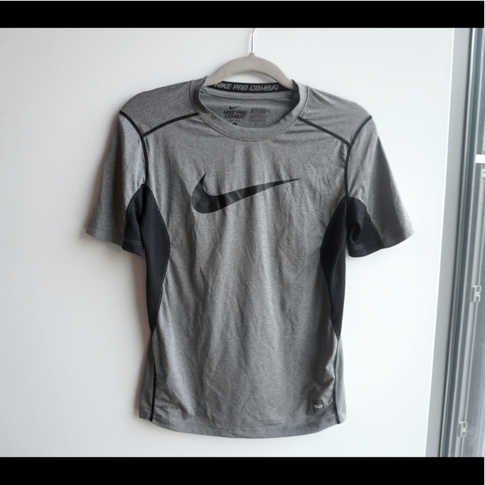 Nike Pro Combat Dri-Fit Tshirt, Youth L